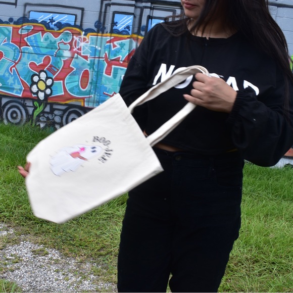 Halloween totes - Picture 4 of 6